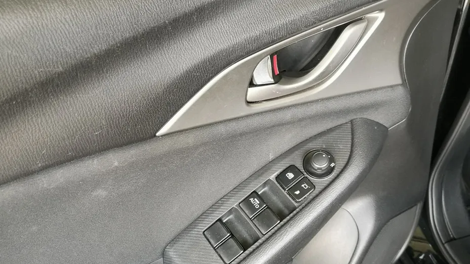 MAZDA CX-3 -