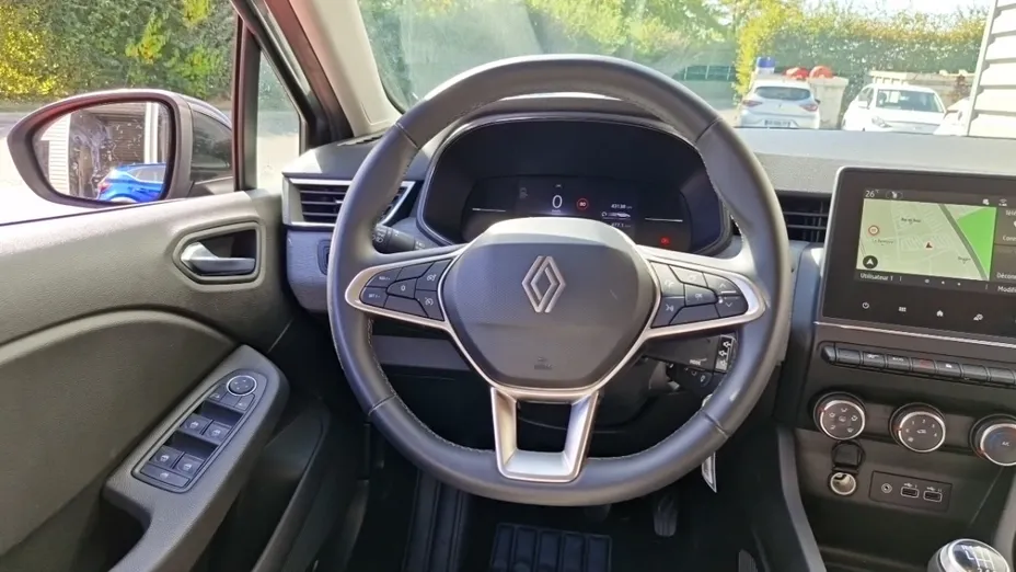 RENAULT Clio -
