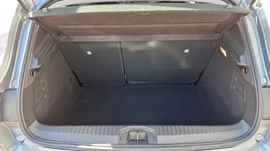 RENAULT Clio -