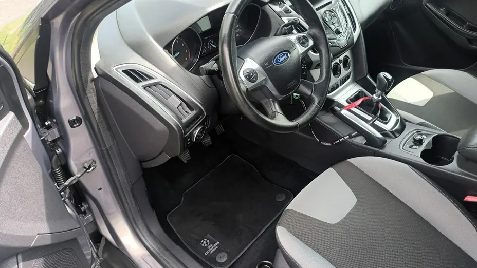 FORD Focus -