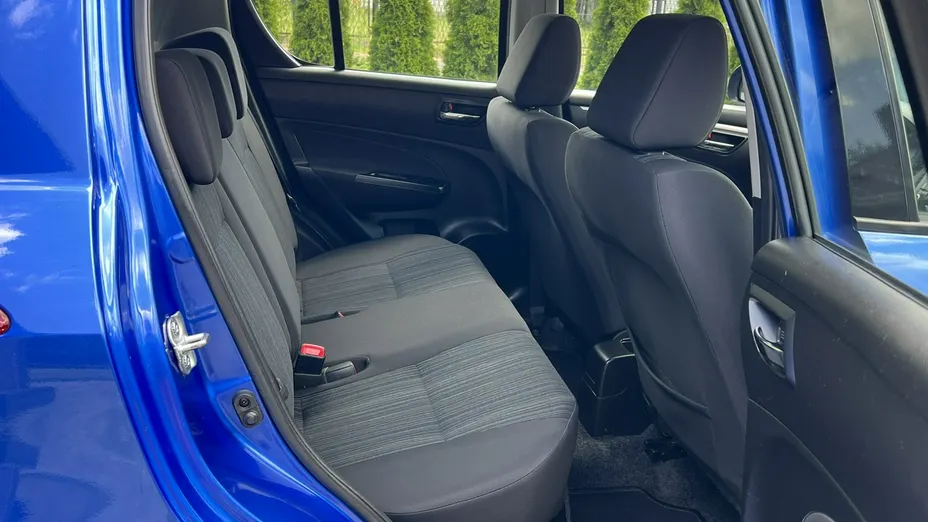SUZUKI Swift -