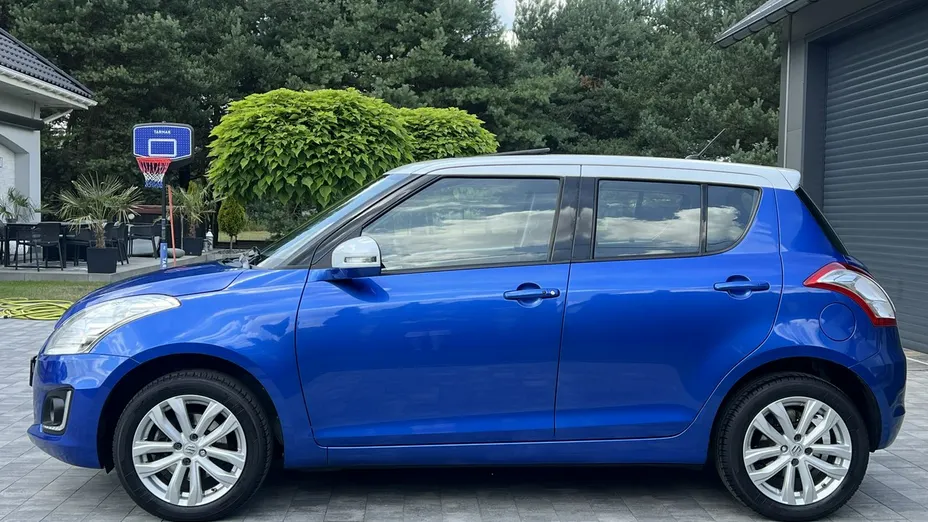 SUZUKI Swift -