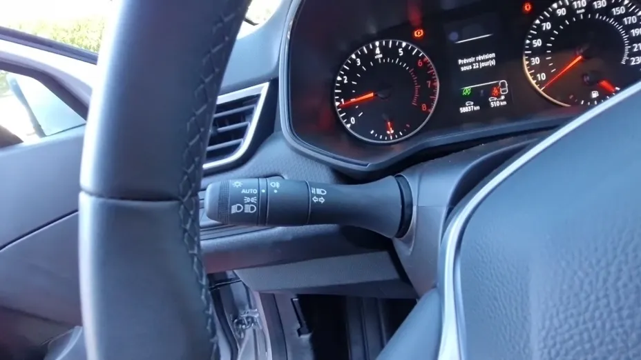 RENAULT Clio -