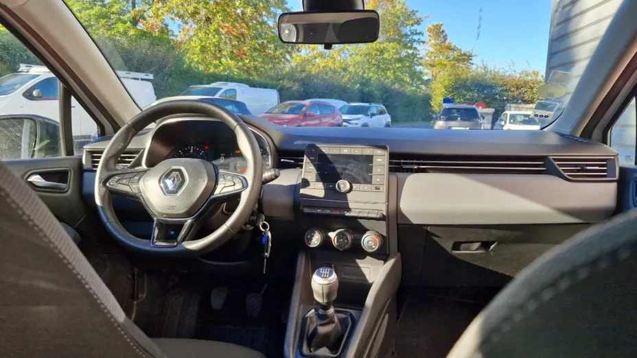 RENAULT Clio -