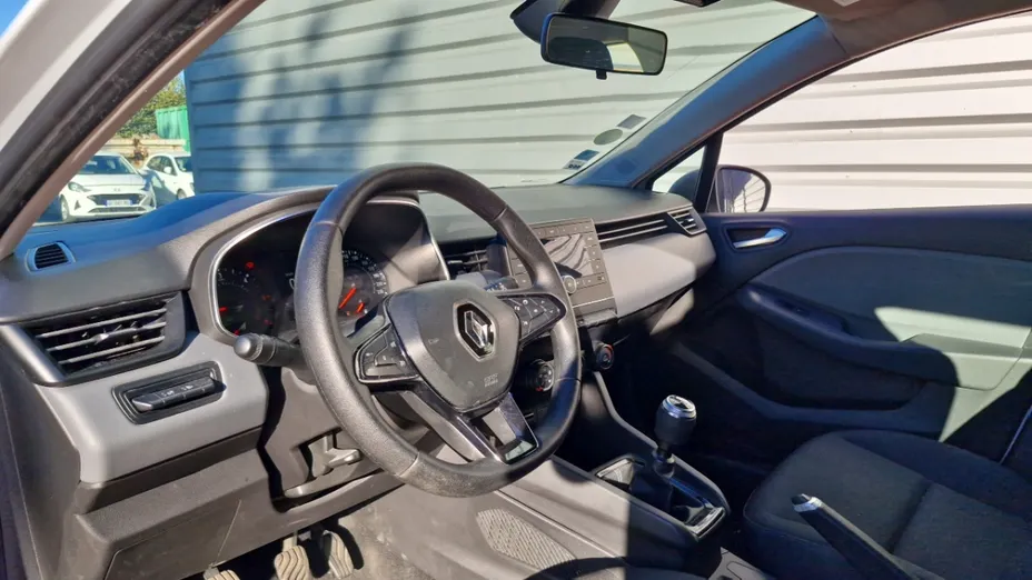 RENAULT Clio -