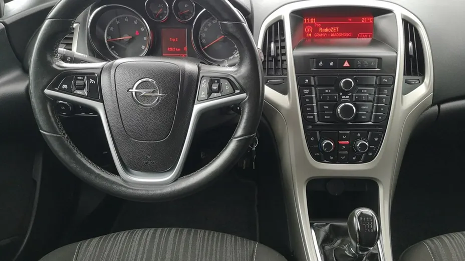 OPEL Astra -