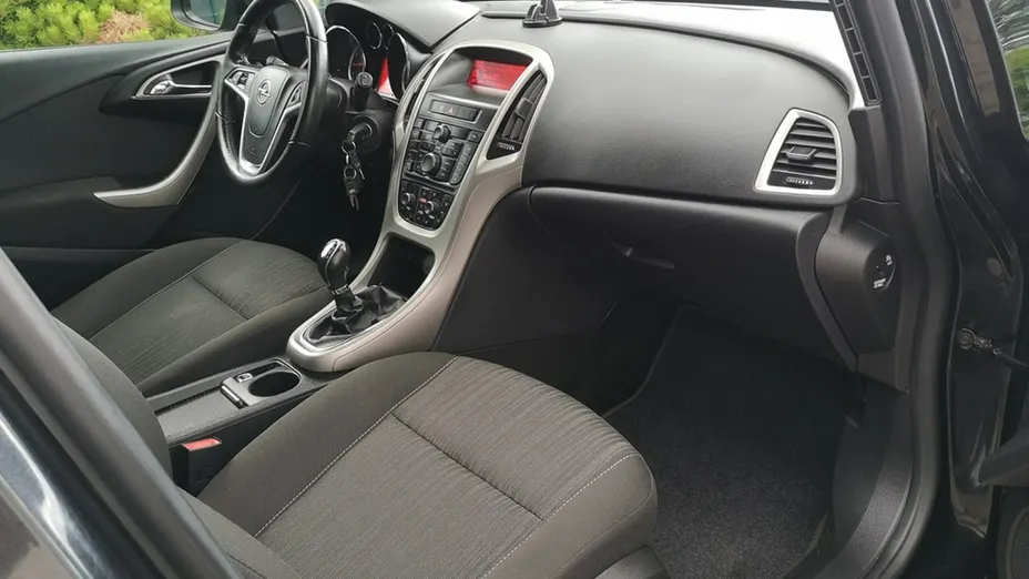 OPEL Astra -