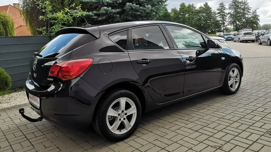 OPEL Astra -