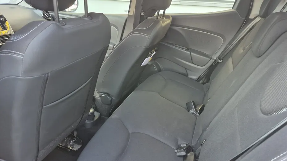 RENAULT Clio -