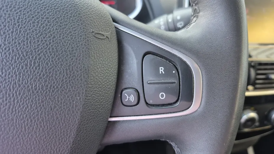 RENAULT Clio -