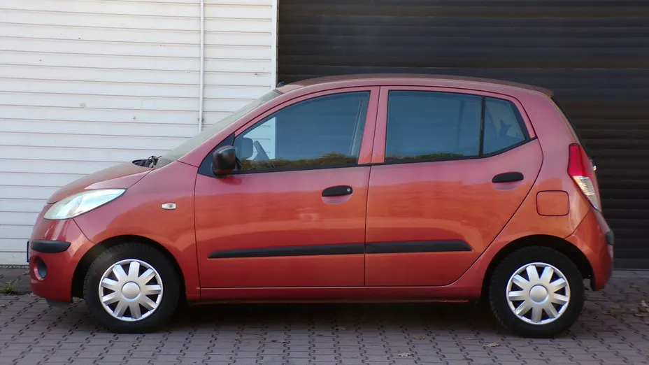 HYUNDAI i10 -