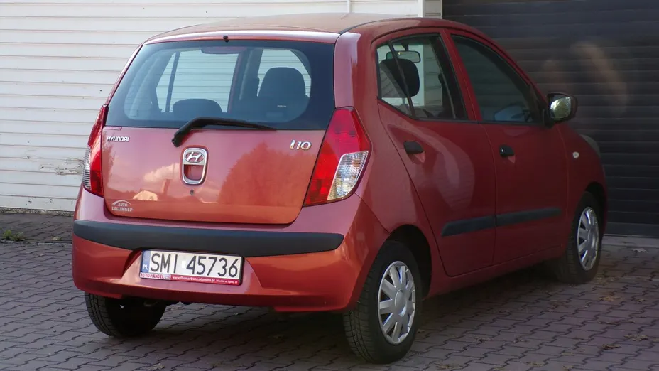 HYUNDAI i10 -