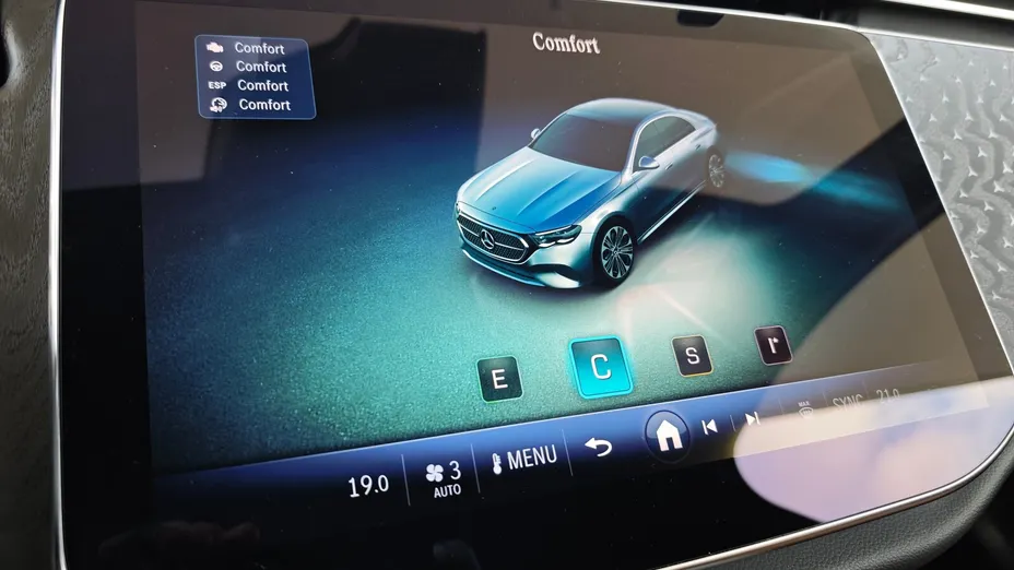 MERCEDES-BENZ E Klasa E 220 d mHEV 4-Matic AMG 9G-Tronic