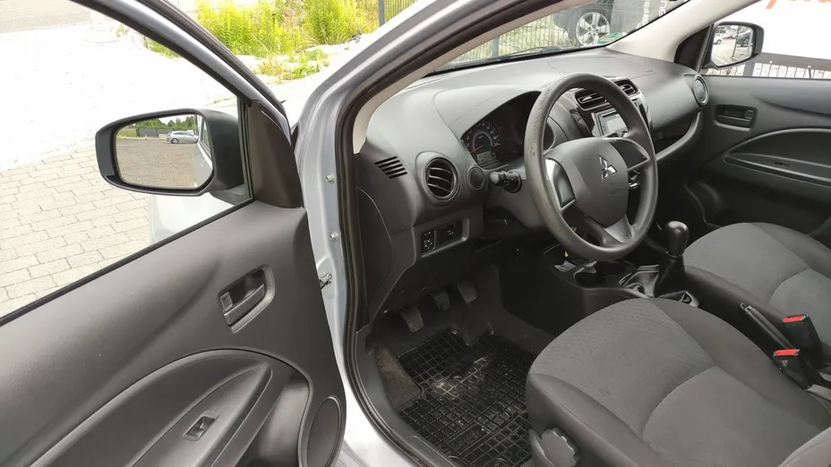 MITSUBISHI Space Star -
