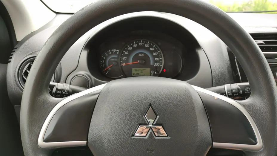 MITSUBISHI Space Star -