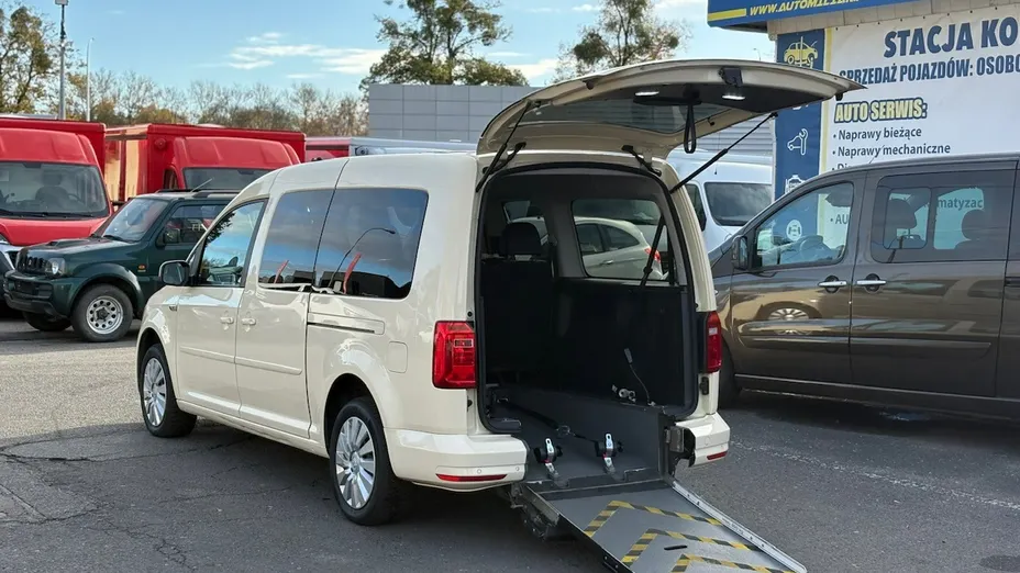 VOLKSWAGEN Caddy -