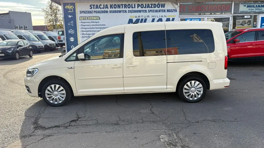 VOLKSWAGEN Caddy -