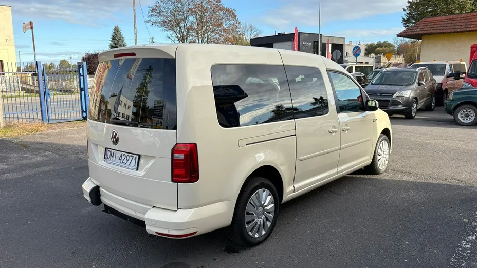 VOLKSWAGEN Caddy -