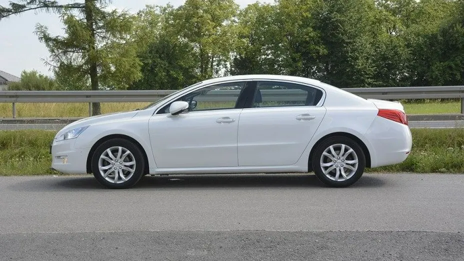PEUGEOT 508 -