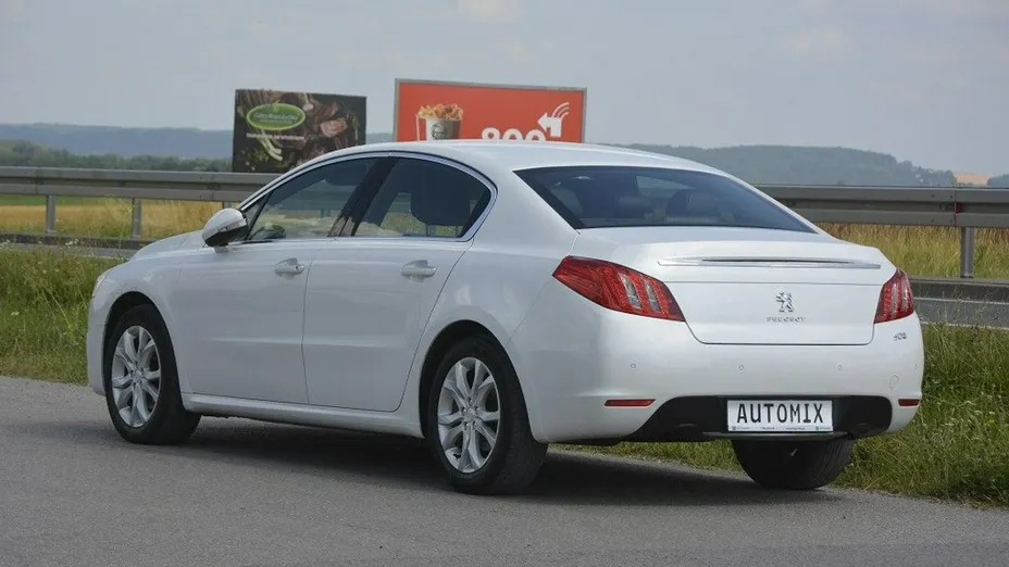 PEUGEOT 508 -