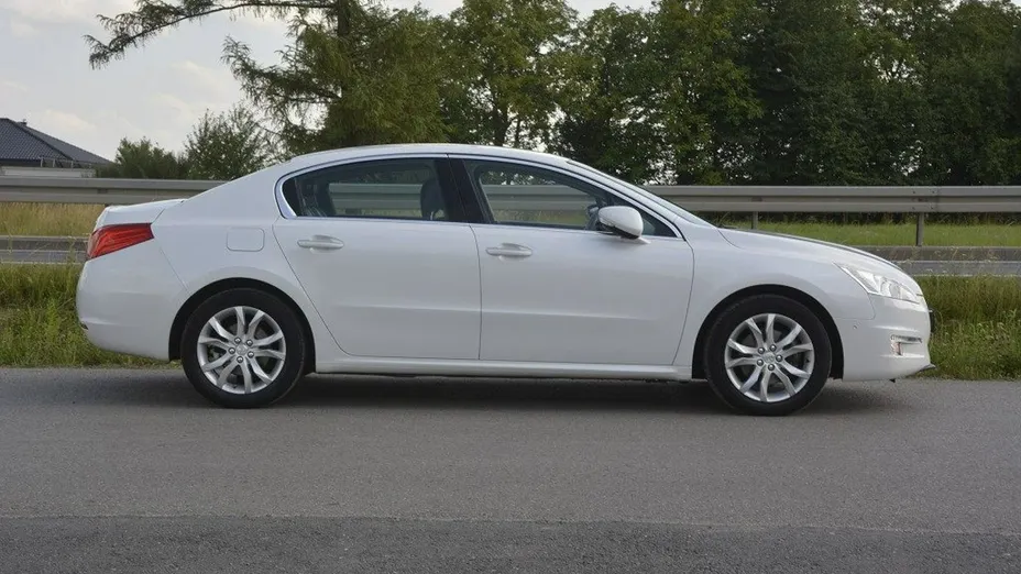 PEUGEOT 508 -