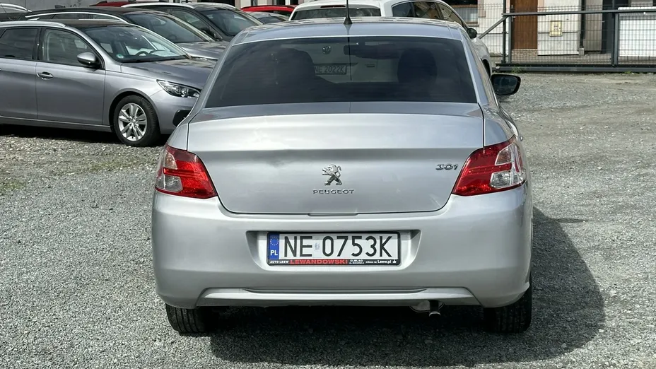 PEUGEOT 301 -