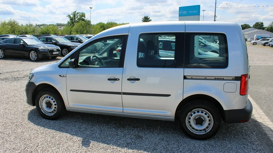 VOLKSWAGEN Caddy -