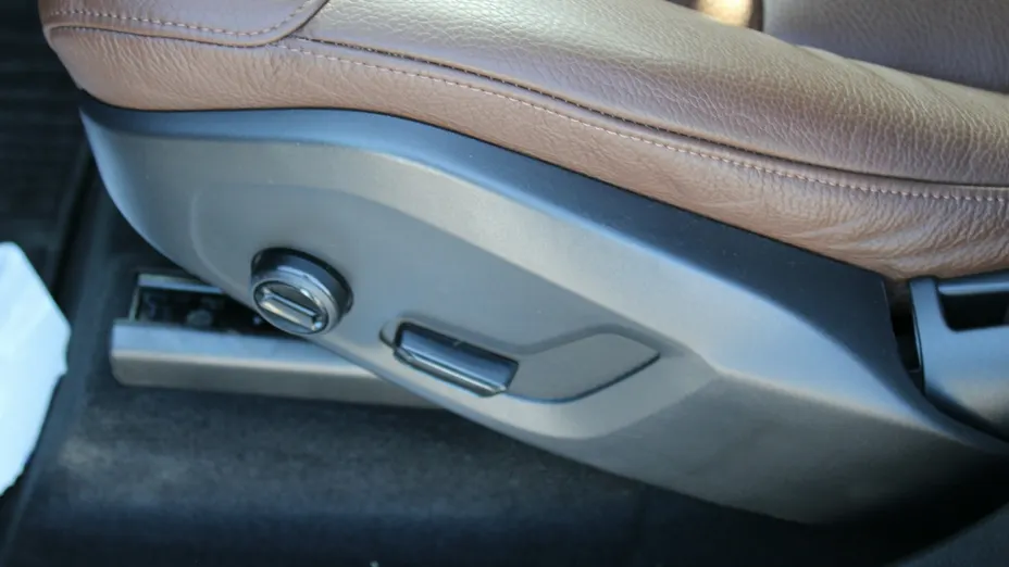 VOLVO XC90 -