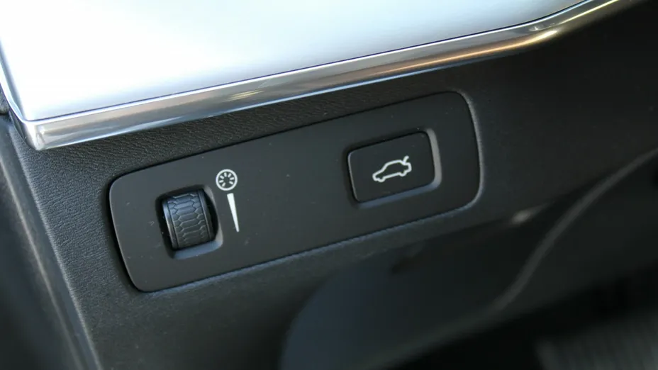 VOLVO XC90 -