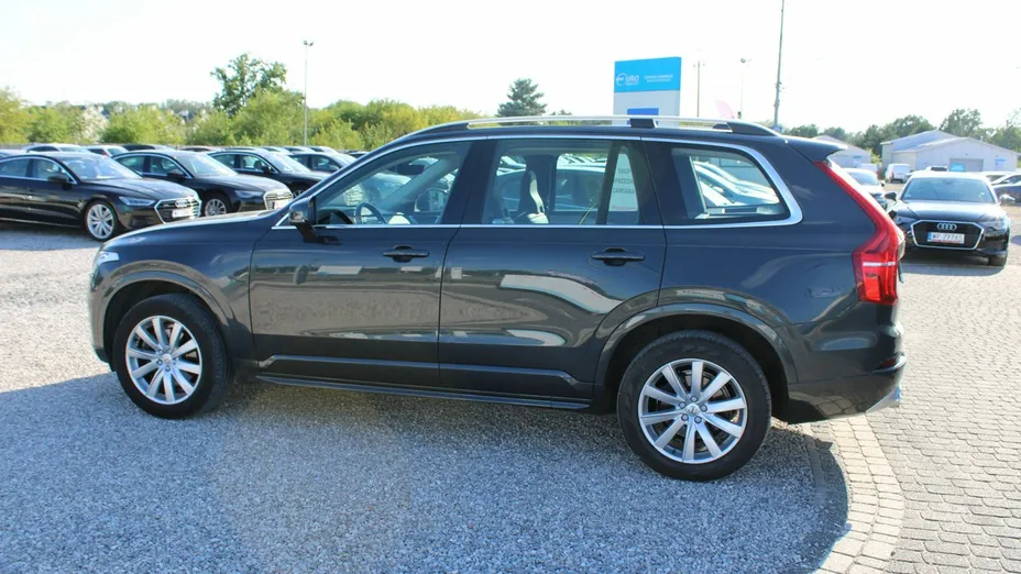VOLVO XC90 -