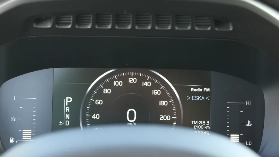 VOLVO XC90 -