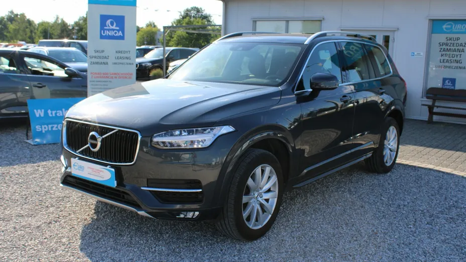 VOLVO XC90 -