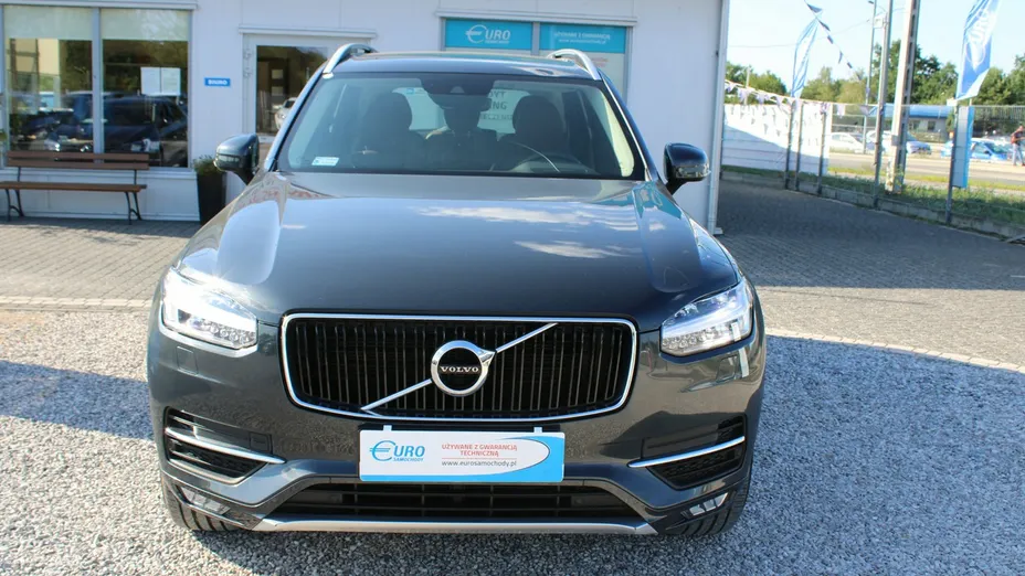 VOLVO XC90 -