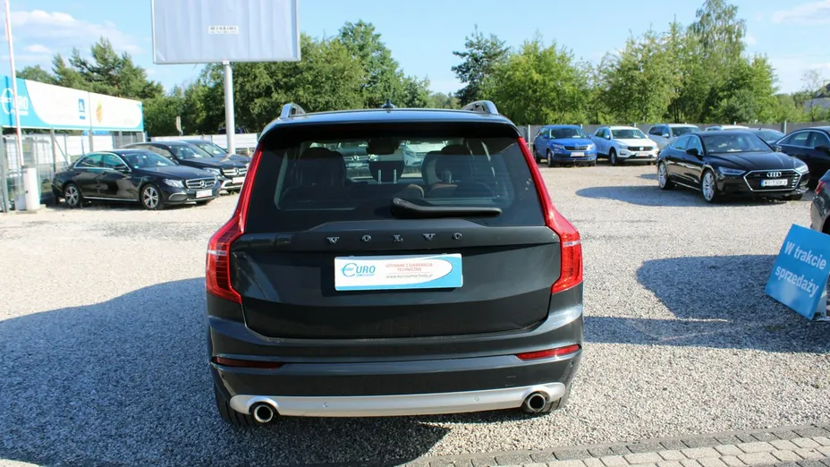 VOLVO XC90 -