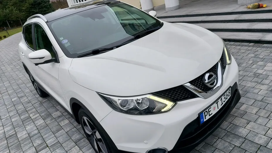 NISSAN Qashqai -