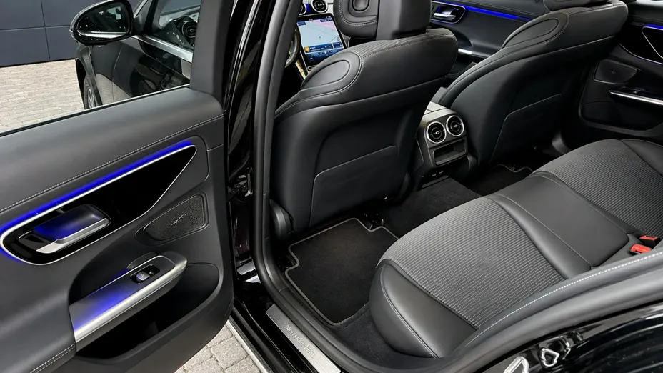 MERCEDES-BENZ C Klasa -