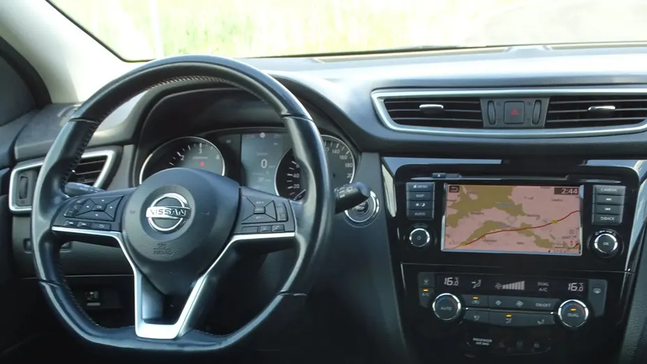 NISSAN Qashqai Qashqai 1.7 dCi Tekna+
