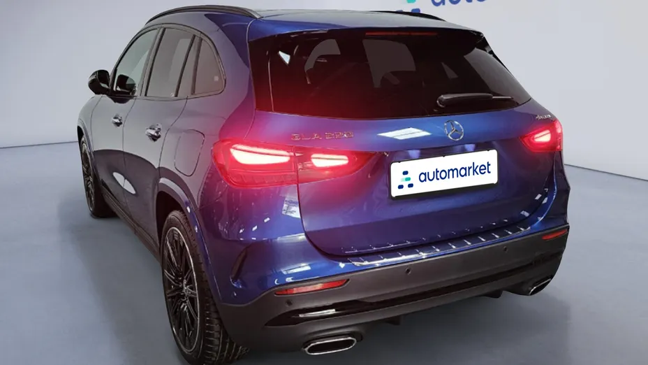 MERCEDES-BENZ GLA GLA 220 mHEV 4-Matic AMG Line 8G-DCT