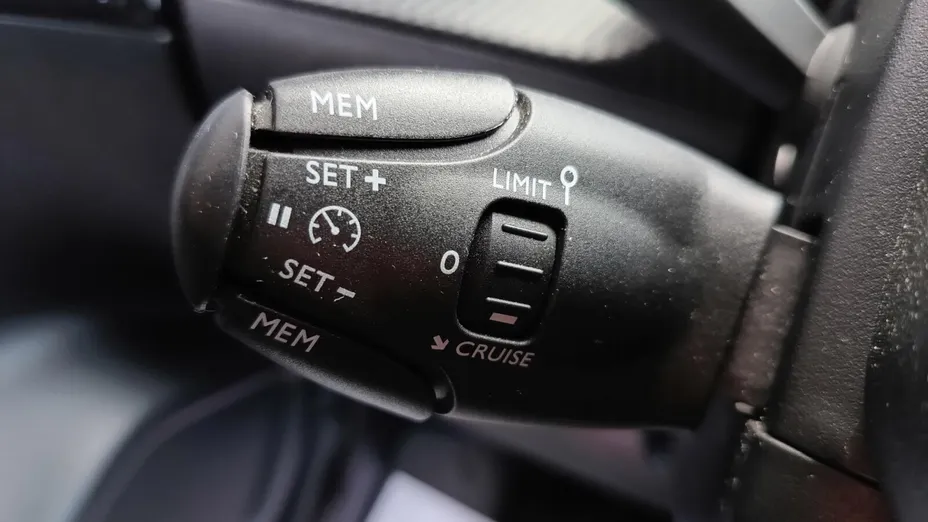 PEUGEOT 2008 2008 1.2 PureTech Allure Pack S&S