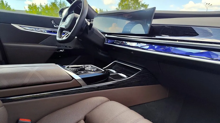 BMW i7 i7 105.7kWh eDrive50 Individual Edition