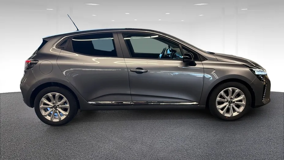 RENAULT Clio -