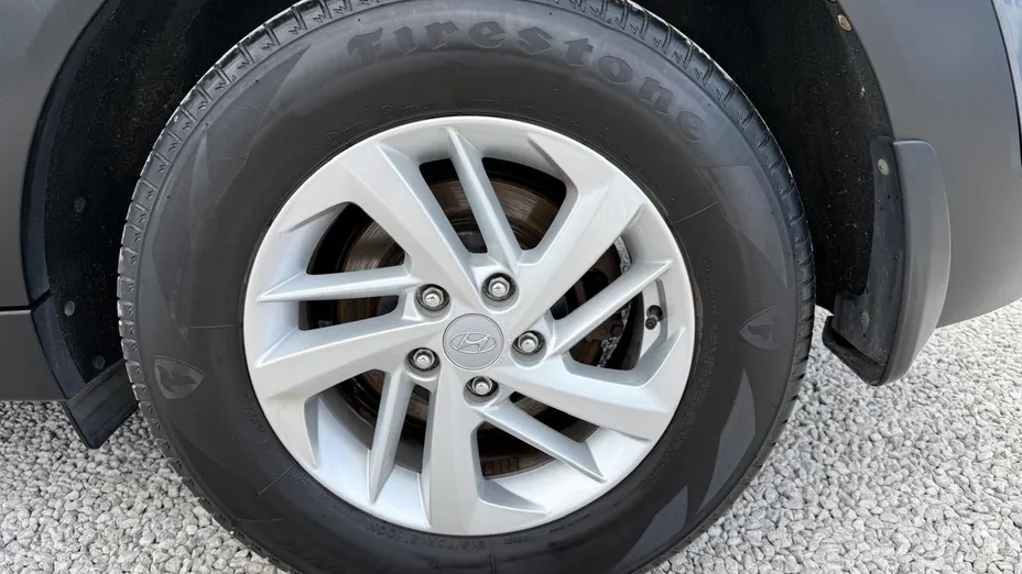 HYUNDAI Tucson -