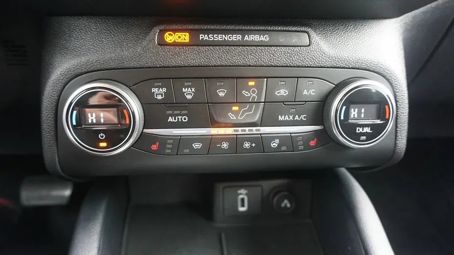 FORD Focus Focus 1.0 EcoBoost Titanium aut
