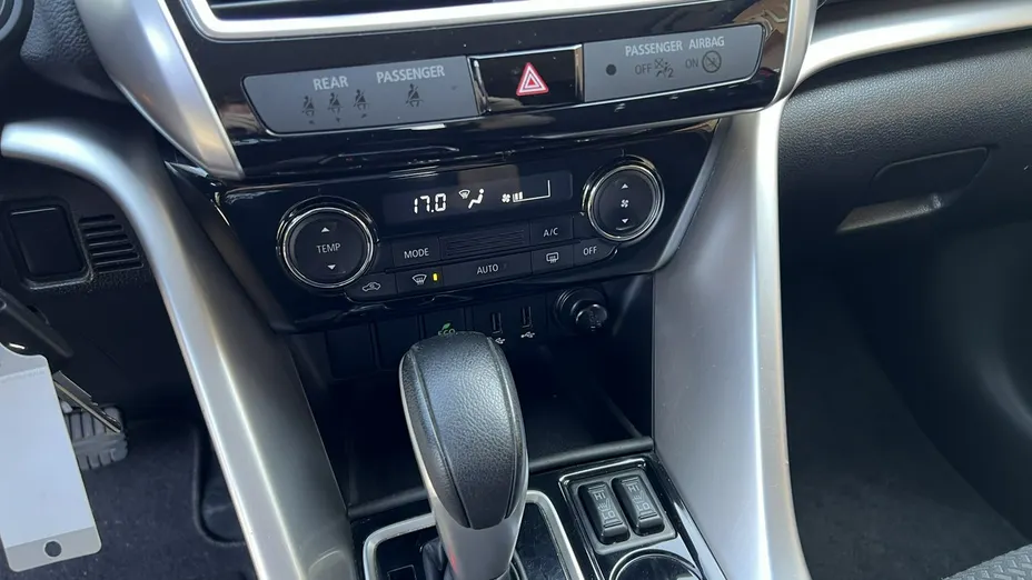 MITSUBISHI Eclipse Cross -