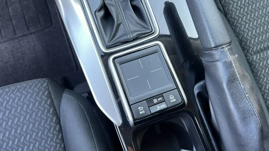 MITSUBISHI Eclipse Cross -