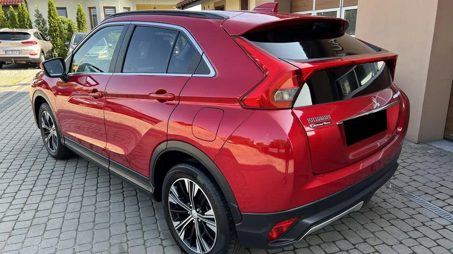 MITSUBISHI Eclipse Cross -