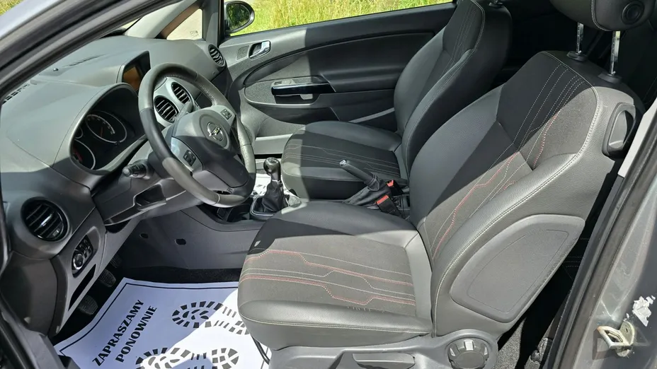 OPEL Corsa -