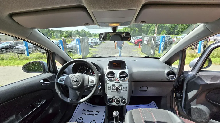 OPEL Corsa -