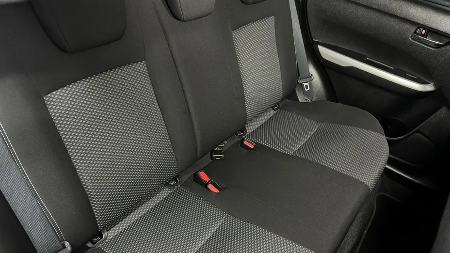 SUZUKI Vitara -