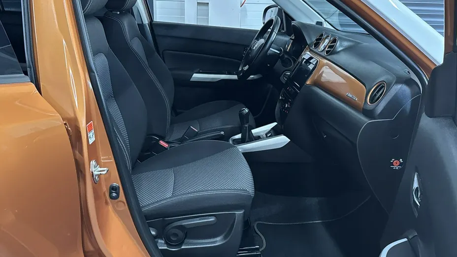SUZUKI Vitara -